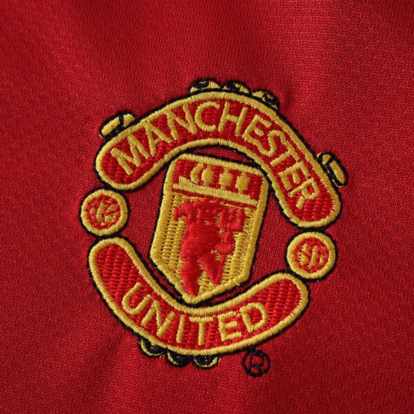 0506 Manchester United F.C. home retro Kids kit - Image 5