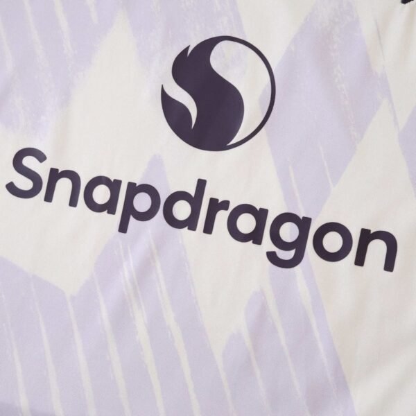 2526 season Manchester United F.C.  away Kids kit - Imagem 5