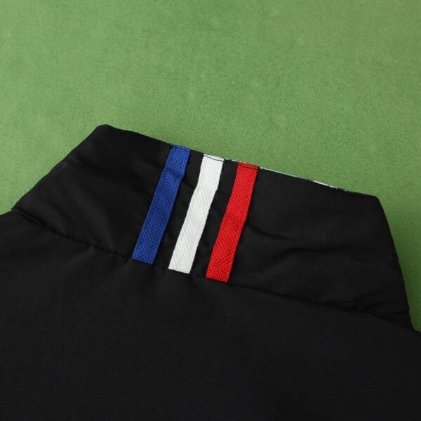 2425 Manchester United F.C. Wear on both sides windbreaker – Bild 11