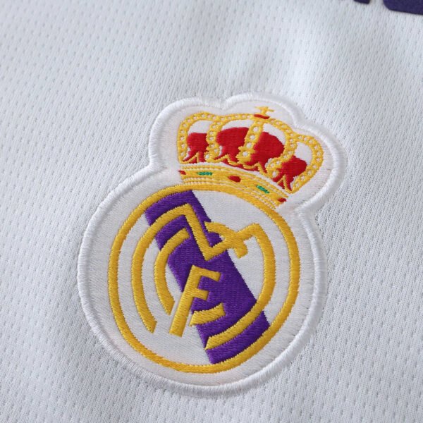 9798 Real Madrid home retro Kids kit – Image 7