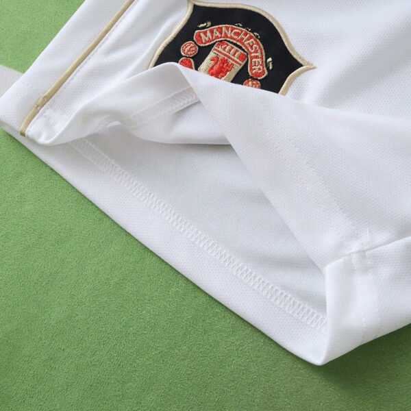 0607 season Manchester United F.C. home Kids kit - Imagem 10