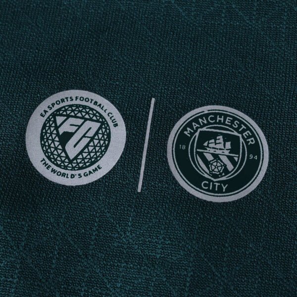 ⁦2526 season Manchester City F.C. fourth Player version⁩ - الصورة ⁦13⁩