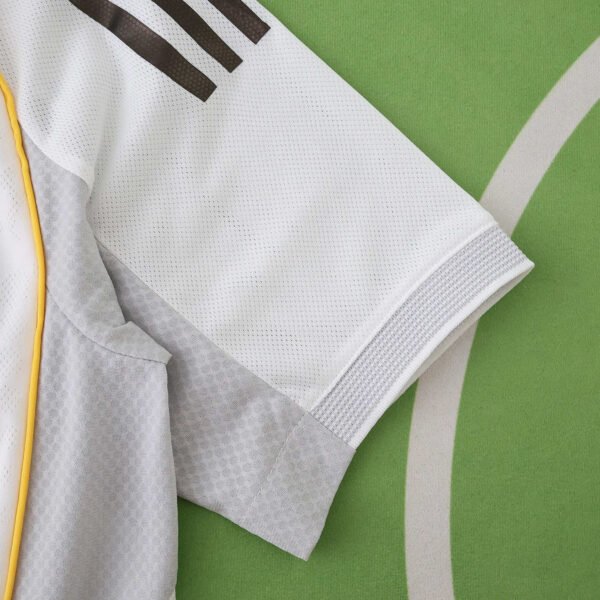 2526 season Real Madrid CF home Player version – Image 3