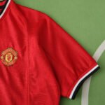 ⁦0002 season Manchester United F.C. home retro Fan version⁩ - الصورة ⁦5⁩