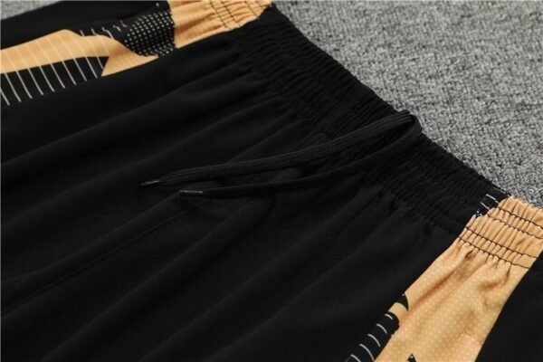 2425 Real Madrid CF black Training suit set - Afbeelding 2