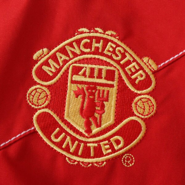 2526 season Manchester United F.C. windbreaker – Image 6