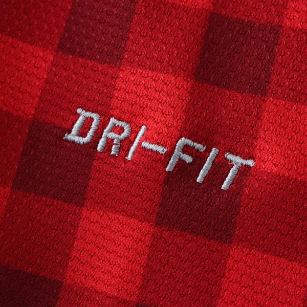 1213 Manchester United F.C. home retro Kids kit – Image 8