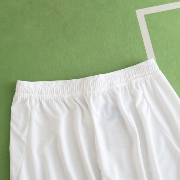 ⁦2425 season Manchester City home shorts⁩ - الصورة ⁦2⁩