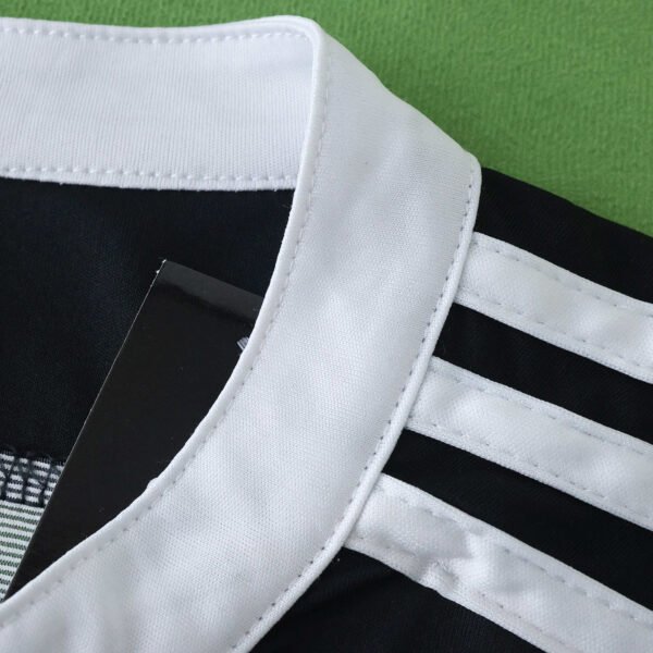 ⁦1415 Real Madrid CF third retro Kids kit⁩ - الصورة ⁦3⁩