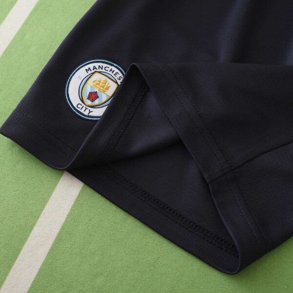 ⁦2425 season Manchester City F.C. away shorts⁩ - الصورة ⁦6⁩