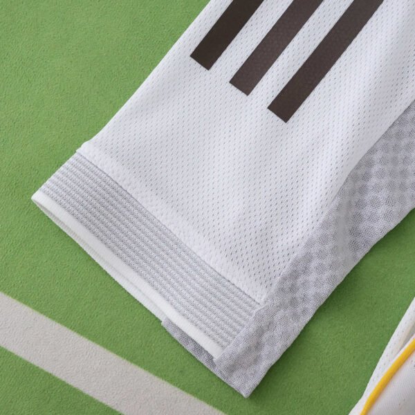 2526 season Real Madrid CF home Long sleeved Player version - Image 5