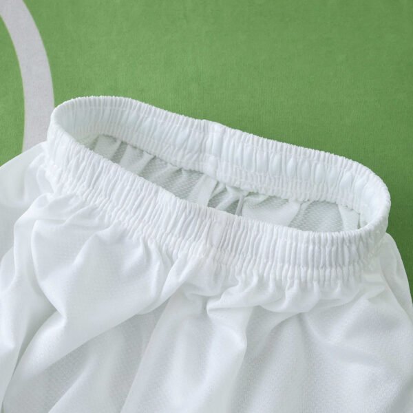 0506 Manchester United F.C. home retro Kids kit - Image 16