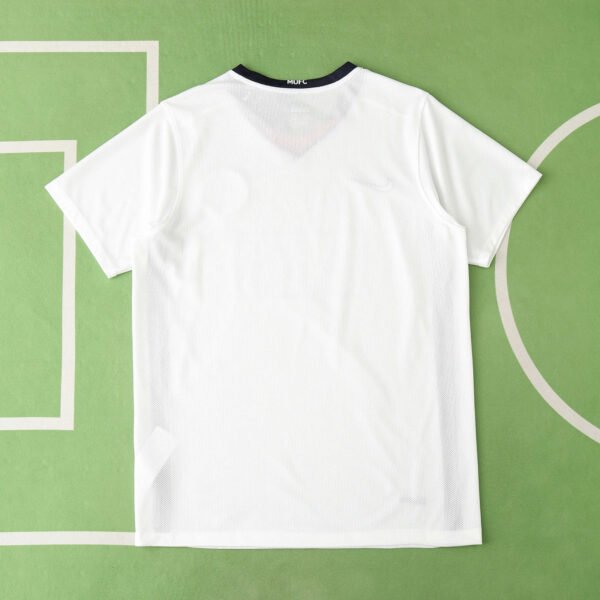 0809 season Manchester United F.C. away retro Fan version - Image 9