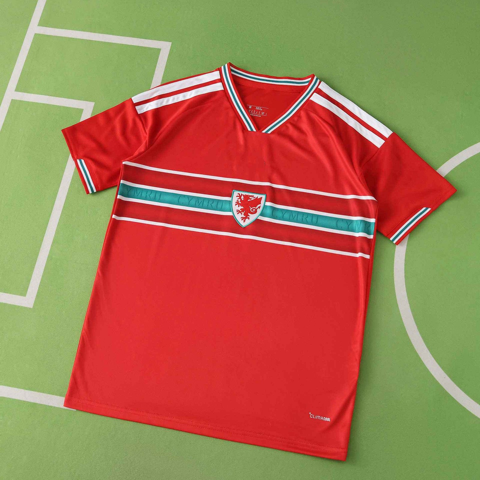 eaea6318b1-1 2026 FIFA World Cup Wales home Fan version - Imagem 1