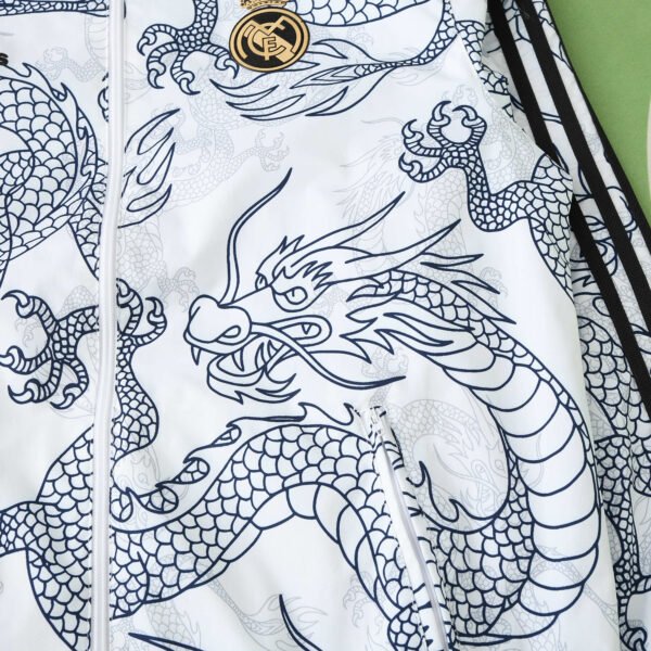 2425 Real Madrid CF Wear on both sides windbreaker - Imagem 3