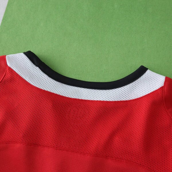 0506 Manchester United F.C. home retro Kids kit - Image 11