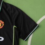 1998 season Manchester United F.C. third retro Fan version - Image 6