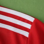 ⁦2122 season Manchester United F.C. home retro Fan version⁩ - الصورة ⁦3⁩