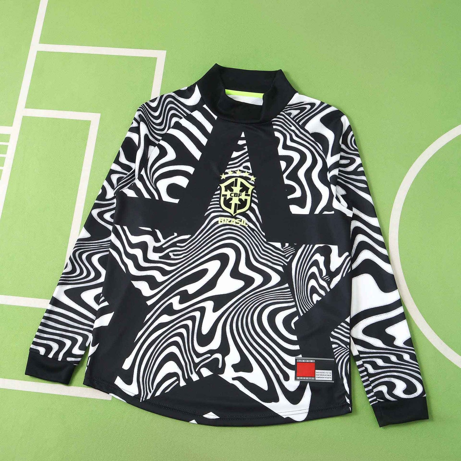 1d40f796e2 2026 Brazil Hollywood Keeper Long sleeved Fan version - الصورة 1